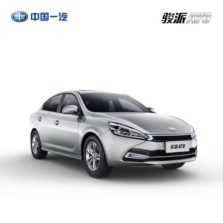 天津一汽 骏派 A70 型动 ￭ 心动 全系车型 64800元 ~ 87800元 银色