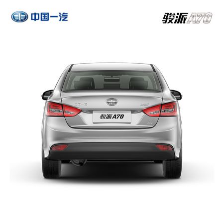 天津一汽 骏派 A70 型动 ￭ 心动 全系车型 64800元 ~ 87800元 银色